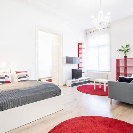 Bright & Large Apartment At Top Location Budapest Luaran gambar